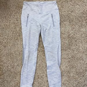 LULULEMON grey & white striped leggings(size 8)